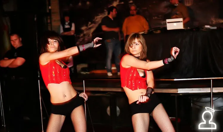 SHAKE IT PARTY! O-GO-GO