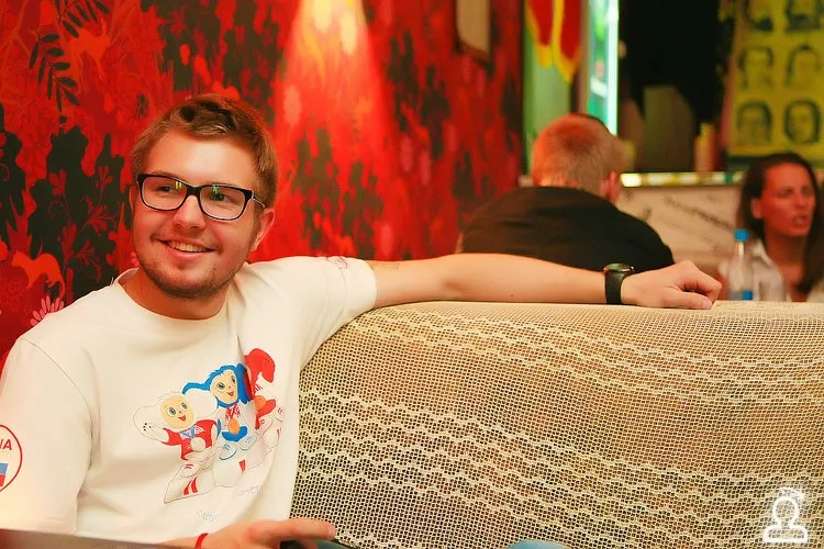 Staff Party: Мисс мокрая майка