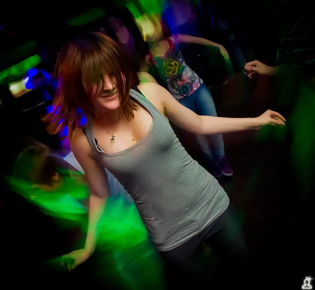 ONE STEP – DUBSTEP