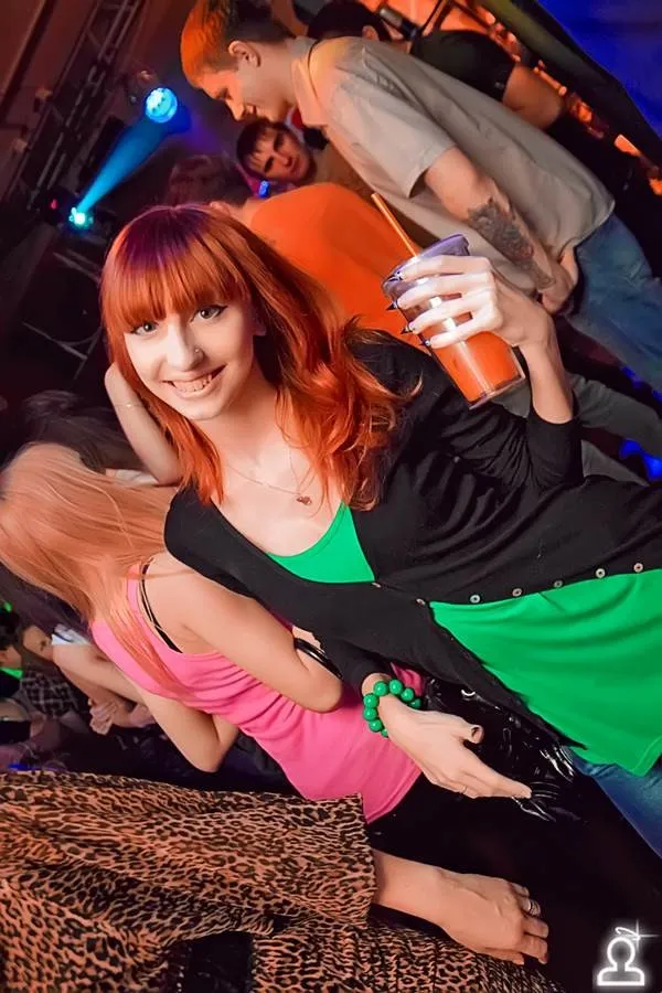 Hard Rock Sofa