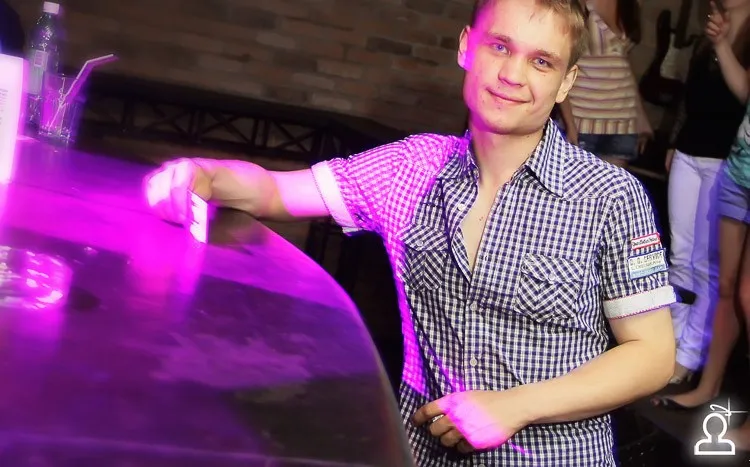 DJ Simon
