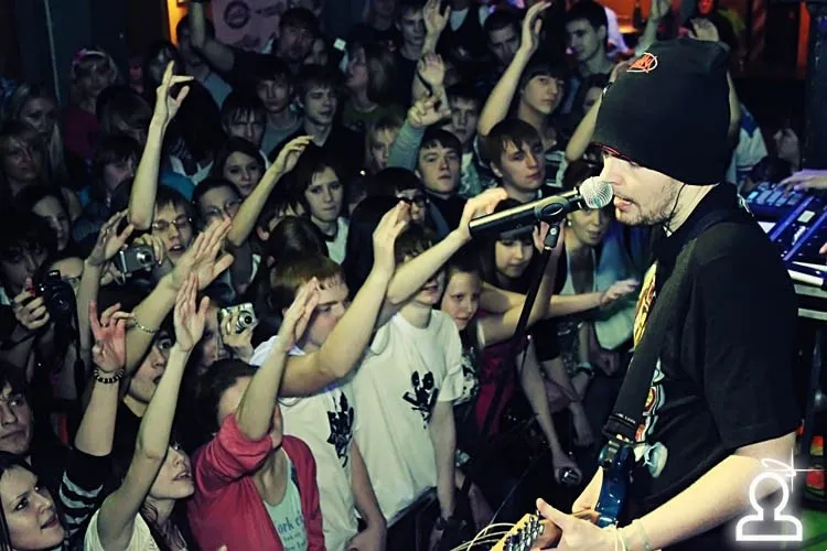 NOIZE MC