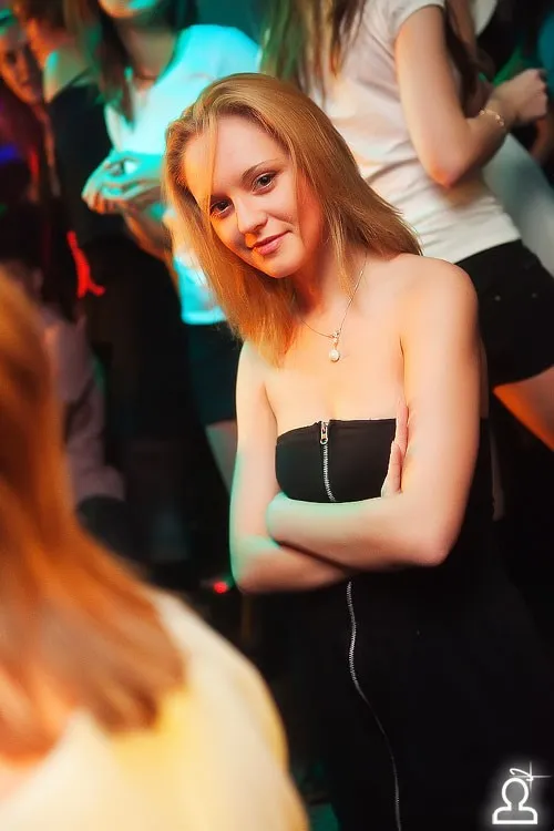 Блондинки и брюнетки