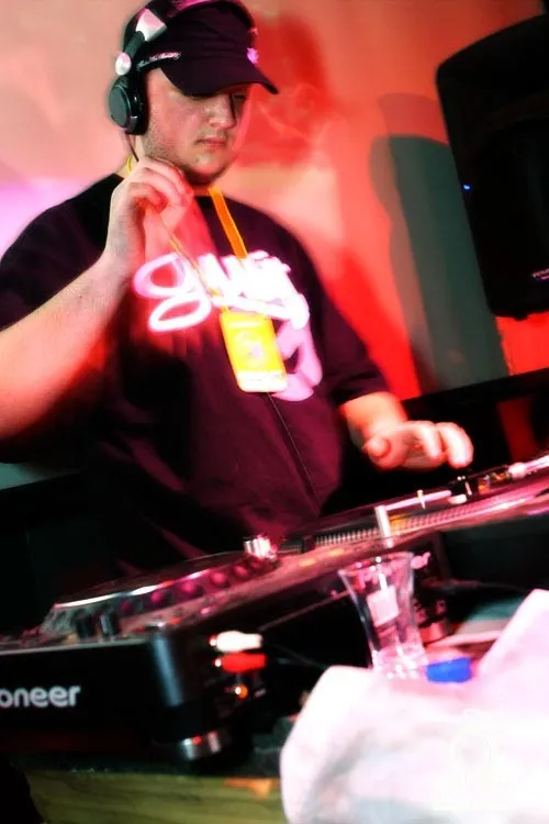 Dj Simon