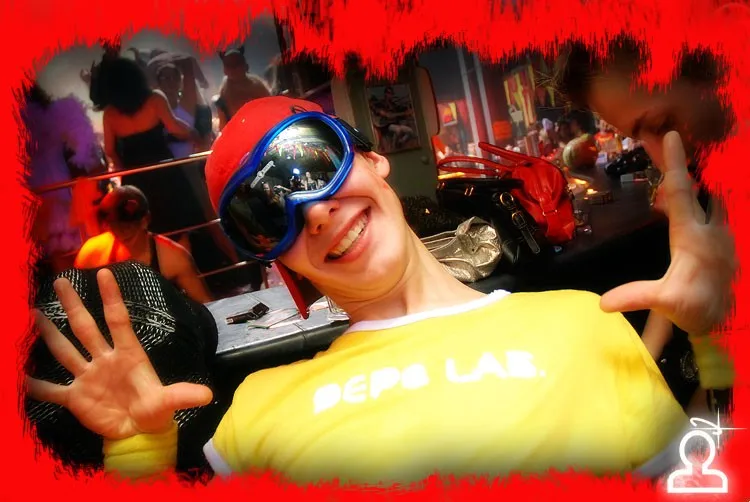 HALLOWEEN PARTY "АНГЕЛЫ VS ДЬЯВОЛОВ" / DJ Napsugar