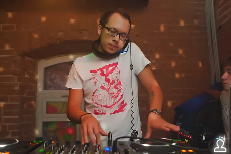 Dj Niki