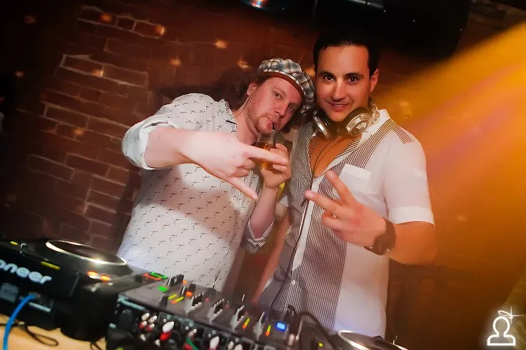 Dj Dan