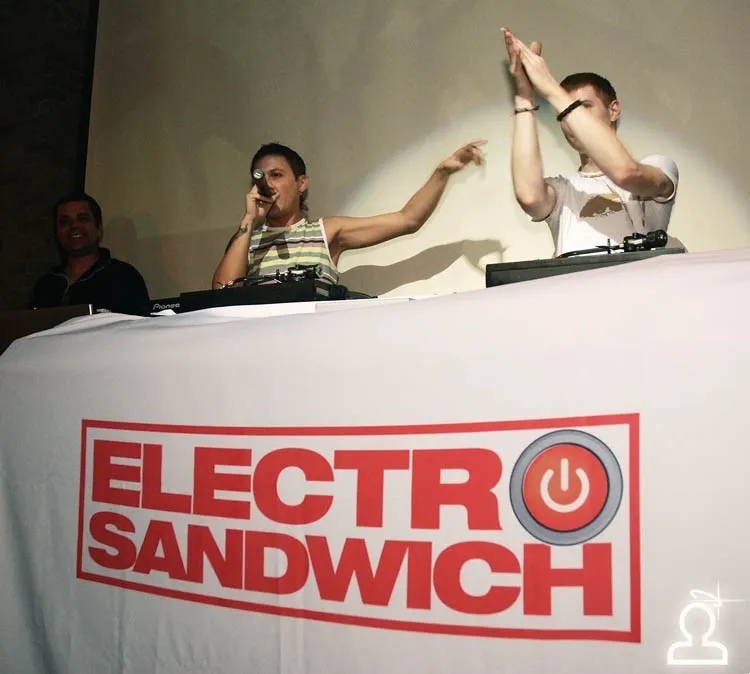 Electro Sandwich "НОВЫЙ СЕЗОН": Dj I.V.A.N.O.V.