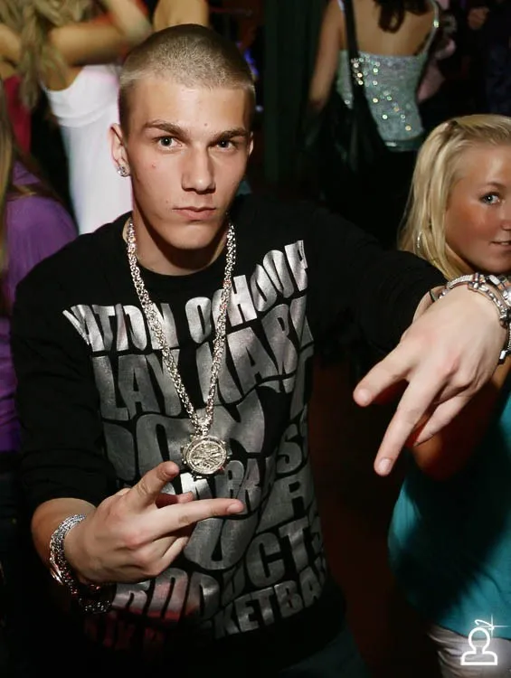DJ DLEE