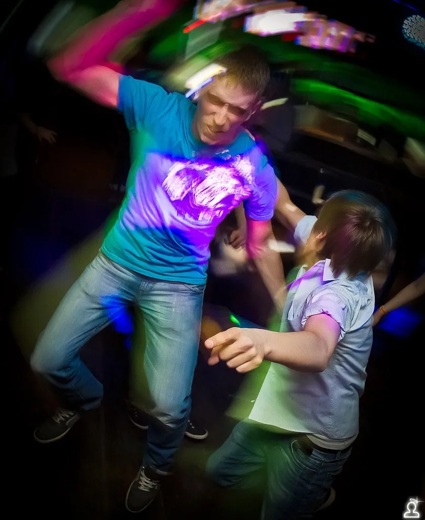 ONE STEP – DUBSTEP