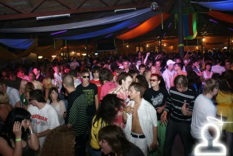 ELECTROBEACH