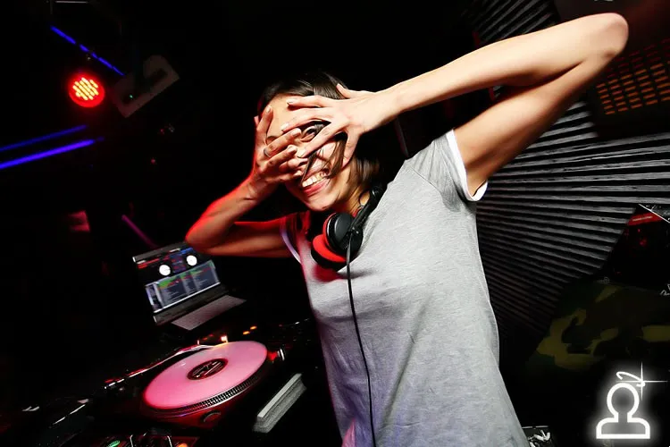 DJ VANILA