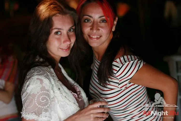 WEST`S COAST PARTY