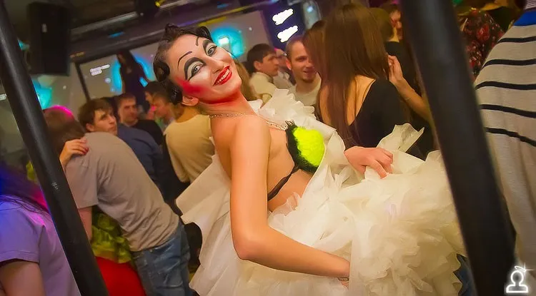 Выпьем, няня