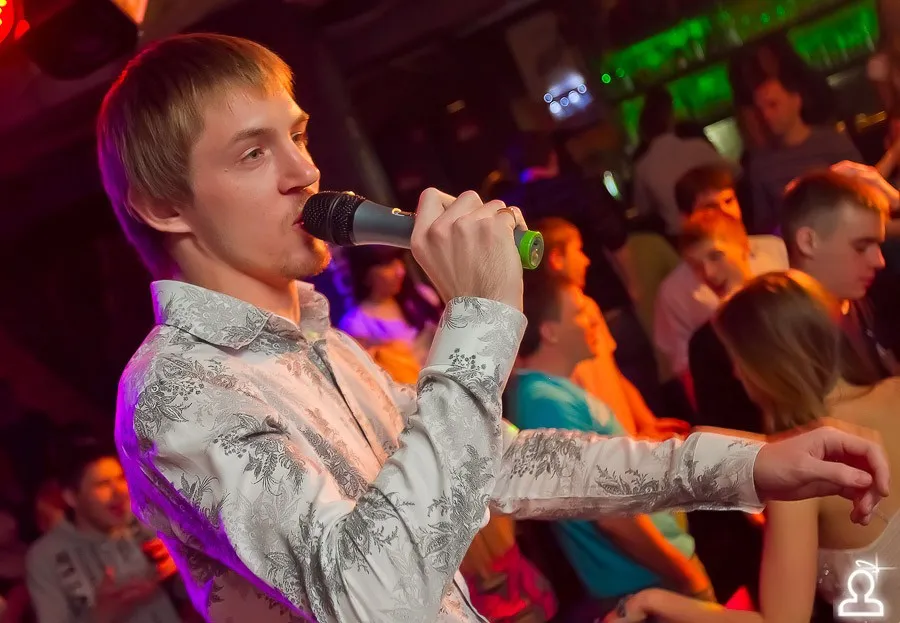 Красная помада
