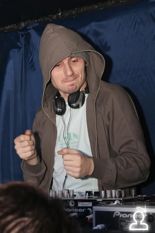 Techno vs. Trance @ 4Rooms (foto by Mikie)