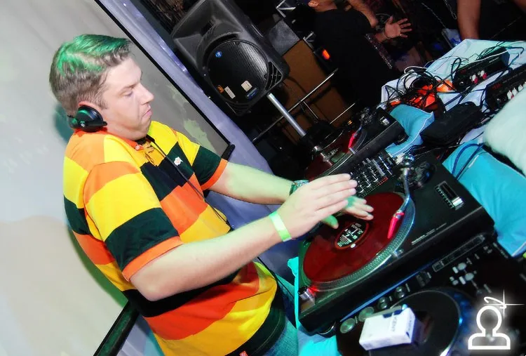 DJ DeeLight & MC SAEED