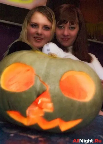 Halloween megatrip