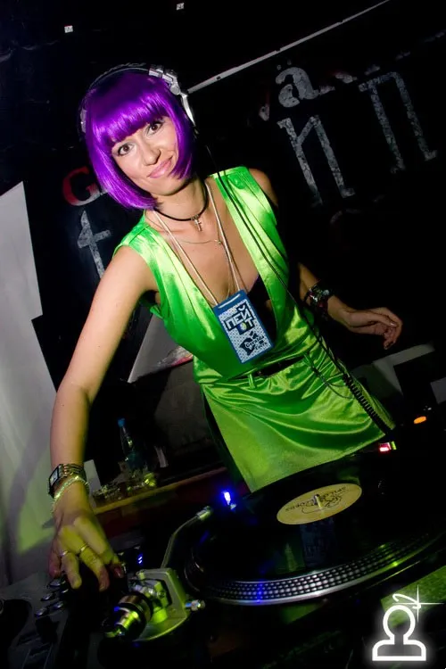 TECHNO FERMA / DJ Geralda