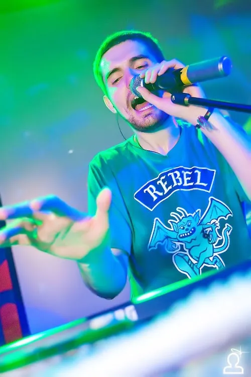 NOIZE MC