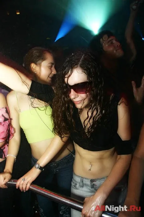 Winston Clubbin’ Clouds (Dj Asya)