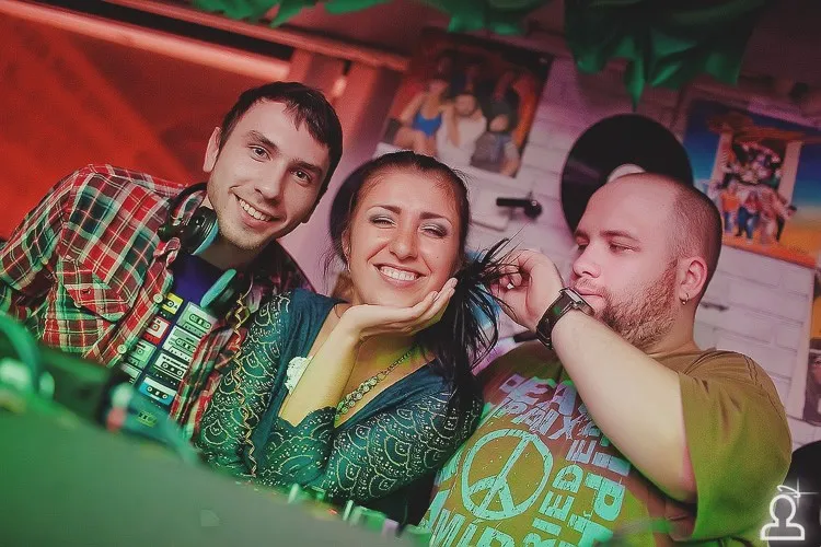 HB Dj Fiesta