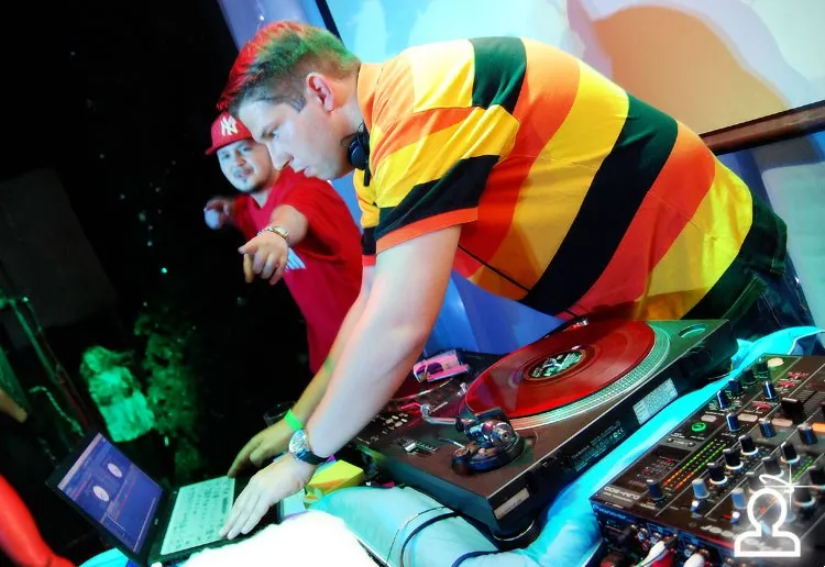 DJ DeeLight & MC SAEED