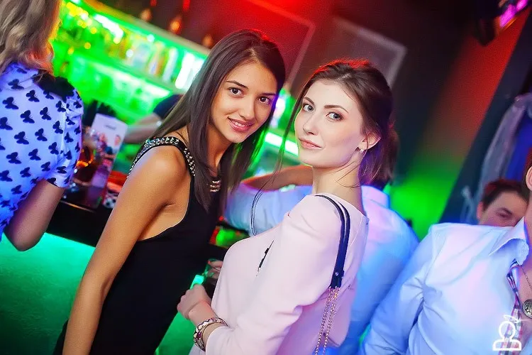 Friendly bar