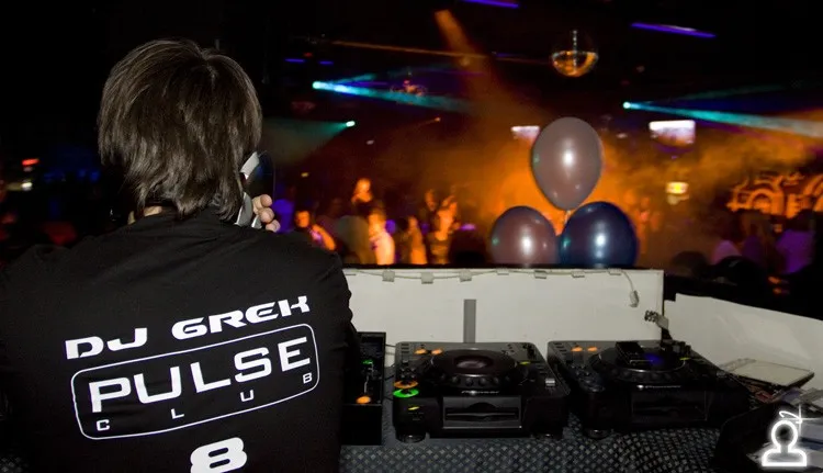 Happy Birthday club 8 years old / Dj Chriss Ortega