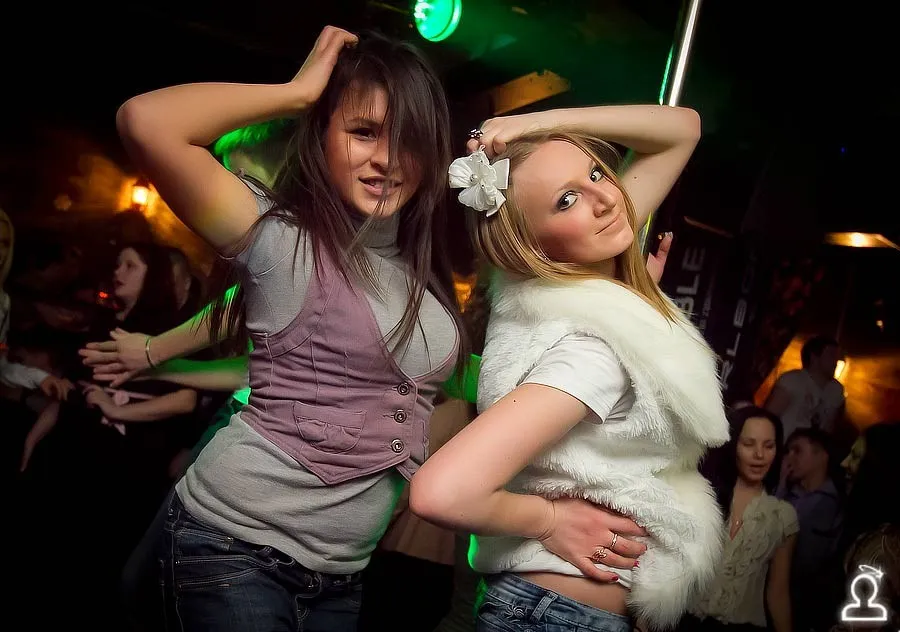 ОбнимAYSя