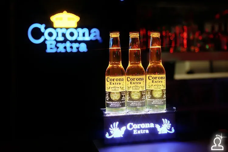 CORONA EXTRA PARTY / SYKE N SUGARSTARR