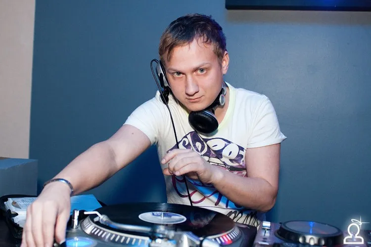 Dj Panin