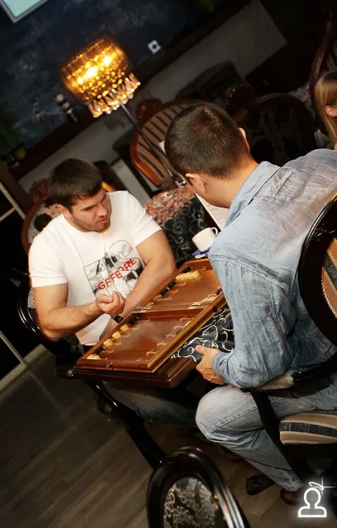 Вечер в диджей баре BARSUK