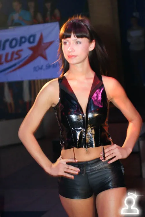 Dj Suhov