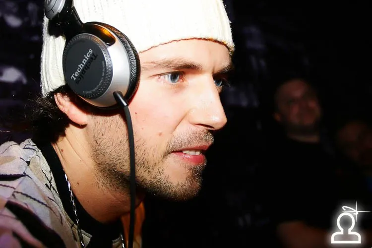 Dj Dlee