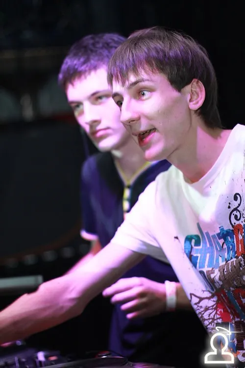 D&B ARENA / DJ BES