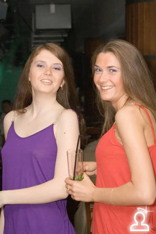 Malibu Party, показ от магазина Kotton в ресторане Tinkoff