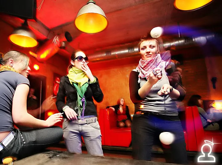 JumpStyle vs TecktOnik