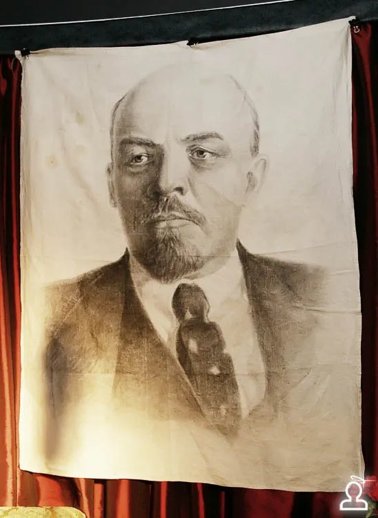 1-ВО МАЙ