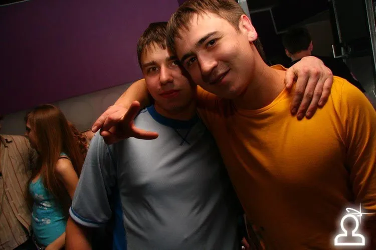 Закрытие Poppers Party