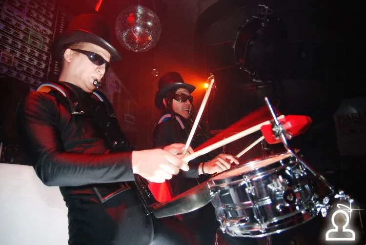 Dj DeLight & MC Saeed