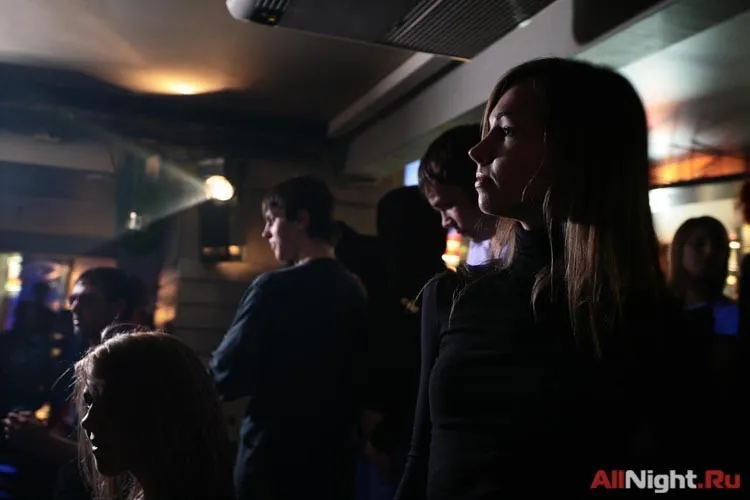 И повторится все, как встарь: Аптека, улица, Dj Фонарь