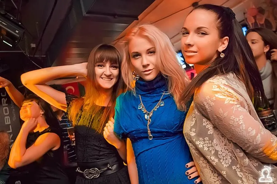 Hard Rock Sofa