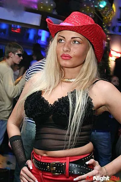 Открытие клуба "Бэйз"
