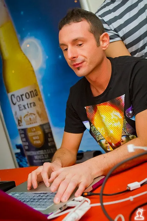 SHARK DJ Community Beginning / Юрий Усачев