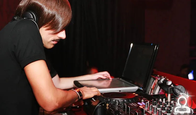 DJ MILLER