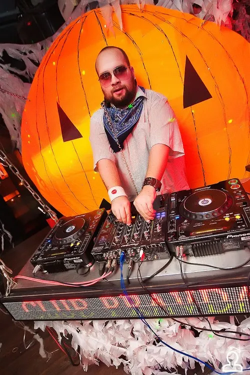 Halloween - Охотники за вампирами