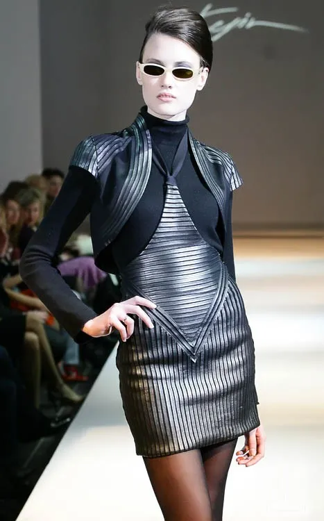 SIBERIAN FASHION WEEK: Гранд - Дефиле участников Недель Моды в Москве!