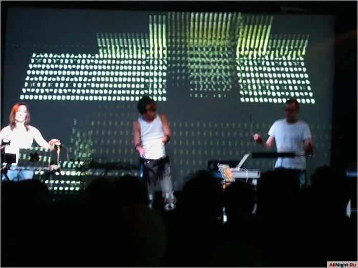 Clubtransmediale.04 и 8bit