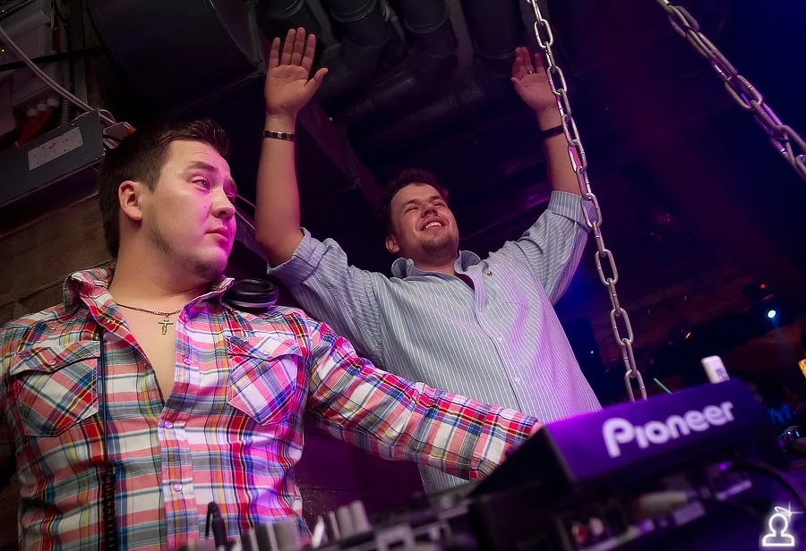 Студент по обмену / Dj Tribuna